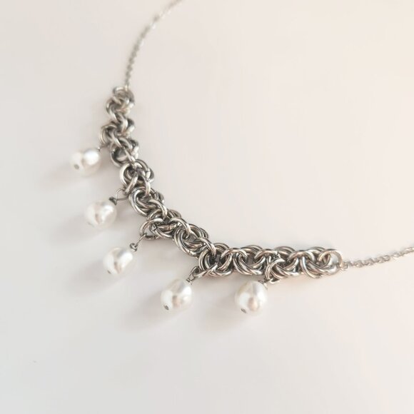Vintage Antique silver and natural pearls necklace with a small silver chain - Picture 5 of 8